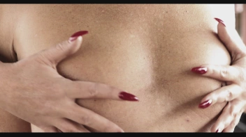 Mit den langen roten Nägeln in den Arsch gekniffen Screencap 30 on sinx.preview.netperv.com