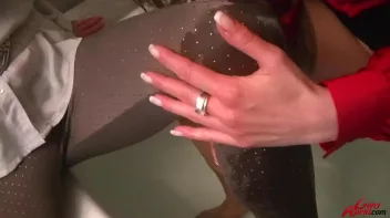 Bloused Up Beauties In The Bath Screencap 15 on sinx.preview.netperv.com