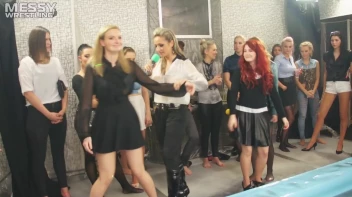 Messy Wrestling: Oil 'Em Up And Watch The Slimy Show X2!! 2 Audience Fights!!! Screencap 4 on sinx.preview.netperv.com