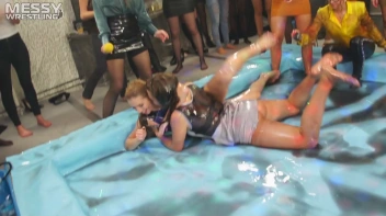 Messy Wrestling: Oil 'Em Up And Watch The Slimy Show X2!! 2 Audience Fights!!! Screencap 75 on sinx.preview.netperv.com