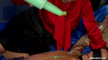 Modern WaM Art Screencap 30 on sinx.preview.netperv.com