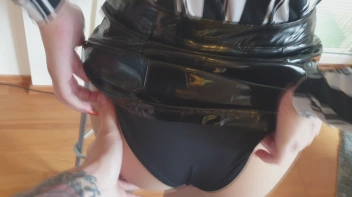 Fetish babe doing a good blow job Screencap 6 on sinx.preview.netperv.com