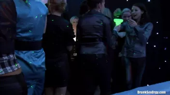 Bob's B-Day Part 1 - Shower Cam Screencap 3 on sinx.preview.netperv.com