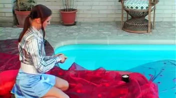 Sensual Wetlook Fun In The Pool Screencap 2 on sinx.preview.netperv.com
