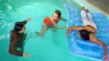 Super Soaked In The Pool Screencap 61 on sinx.preview.netperv.com