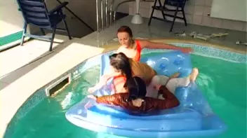 Super Soaked In The Pool Screencap 68 on sinx.preview.netperv.com