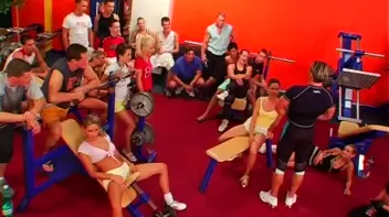 Bisexual Gym Party Gets Going! Screencap 5 on sinx.preview.netperv.com