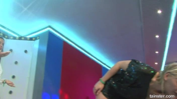 Extreme Speed Dating Part 4 - Cam 4 Screencap 32 on sinx.preview.netperv.com