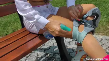 Post Rollerblading Wet-Down Screencap 78 on sinx.preview.netperv.com