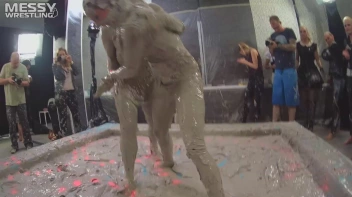 Messy Wrestling: Fully Clothed Fueds In The Mud! 4 No Mercy Catfighters Get Their Slop On! Screencap 29 on sinx.preview.netperv.com