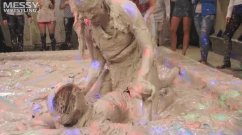 Messy Wrestling: Fully Clothed Fueds In The Mud! 4 No Mercy Catfighters Get Their Slop On! Screencap 37 on sinx.preview.netperv.com