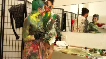 Paint Me Pretty, Bitch Screencap 90 on sinx.preview.netperv.com