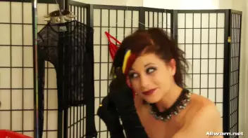 Paint Me Pretty, Bitch Screencap 16 on sinx.preview.netperv.com