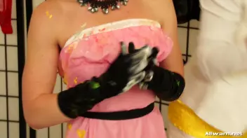 Paint Me Pretty, Bitch Screencap 54 on sinx.preview.netperv.com