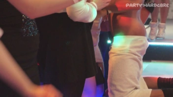 Party Hardcore Gone Crazy Vol. 25 Part 2 - Cam 2 Screencap 6 on sinx.preview.netperv.com