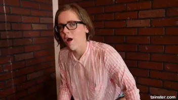 Alla's messy Slime Wave scene Screencap 54 on sinx.preview.netperv.com