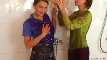 Oil Me Down! Screencap 29 on sinx.preview.netperv.com