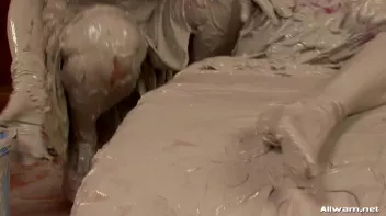 From Classy To Trashy Screencap 99 on sinx.preview.netperv.com