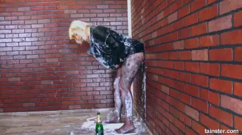 Dressed in leather and covered in cum Screencap 79 on sinx.preview.netperv.com