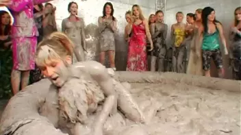 Crazy-Ass Messy Cat Fighting Vixens Screencap 46 on sinx.preview.netperv.com