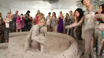 Crazy-Ass Messy Cat Fighting Vixens Screencap 50 on sinx.preview.netperv.com