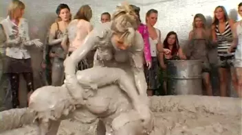 Crazy-Ass Messy Cat Fighting Vixens Screencap 63 on sinx.preview.netperv.com