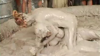 Crazy-Ass Messy Cat Fighting Vixens Screencap 71 on sinx.preview.netperv.com