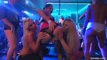 Lezzies - The Femme Fest Part 2 - Cam 1 Screencap 88 on sinx.preview.netperv.com