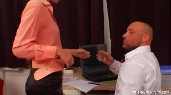 Lillypop is a True Piss Freak!!! Screencap 1 on sinx.preview.netperv.com