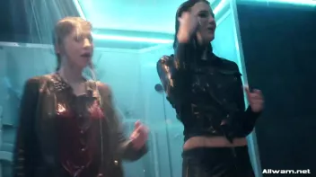 Blouses Are Better When Wet! Screencap 83 on sinx.preview.netperv.com