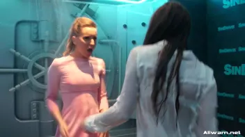 Flashy When Wet! Screencap 19 on sinx.preview.netperv.com