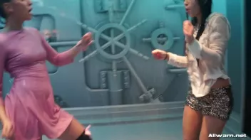 Flashy When Wet! Screencap 36 on sinx.preview.netperv.com