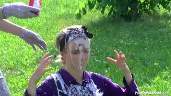 Getting Messy With The Street Cleaner Screencap 54 on sinx.preview.netperv.com