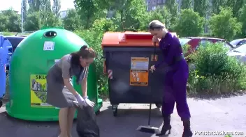 Getting Messy With The Street Cleaner Screencap 6 on sinx.preview.netperv.com