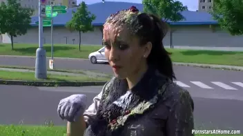 Getting Messy With The Street Cleaner Screencap 71 on sinx.preview.netperv.com