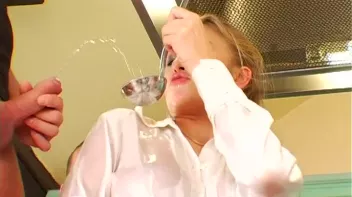 Pissing On Miss Hilton Screencap 67 on sinx.preview.netperv.com