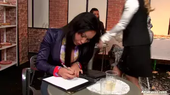 Cake Fight! Screencap 33 on sinx.preview.netperv.com