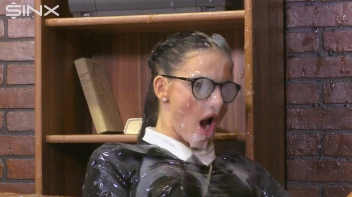 Cum Soaked Secretary Screencap 102 on sinx.preview.netperv.com