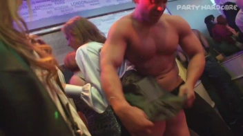 Party Hardcore Gone Crazy Vol. 28 Part 1 - Cam 2 Screencap 12 on sinx.preview.netperv.com