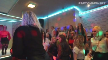 Party Hardcore Gone Crazy Vol. 28 Part 1 - Cam 2 Screencap 21 on sinx.preview.netperv.com
