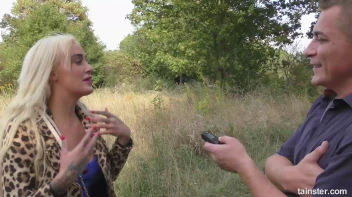 XXXtreme Piss Freaks Hardcore Outdoor Encounter Screencap 9 on sinx.preview.netperv.com