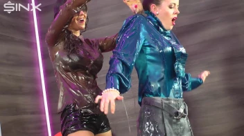 Brunette Besties Play Games With Oil Screencap 84 on sinx.preview.netperv.com