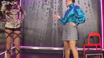 Brunette Besties Play Games With Oil Screencap 4 on sinx.preview.netperv.com