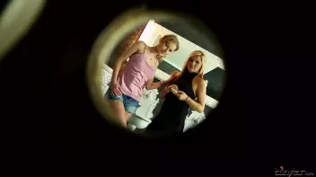 Lesbo Cum Surprise Screencap 7 on sinx.preview.netperv.com