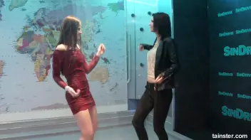 Sensual wet play with hot amateur babes Screencap 47 on sinx.preview.netperv.com