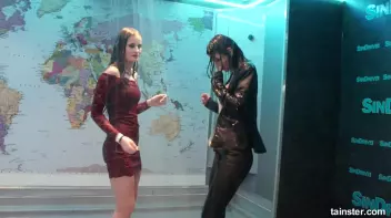 Sensual wet play with hot amateur babes Screencap 55 on sinx.preview.netperv.com