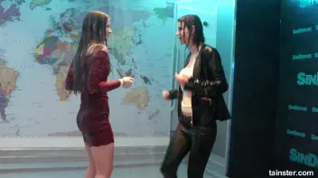 Sensual wet play with hot amateur babes Screencap 58 on sinx.preview.netperv.com