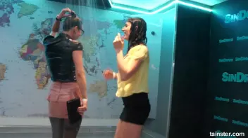 Sensual wet play with hot amateur babes Screencap 62 on sinx.preview.netperv.com