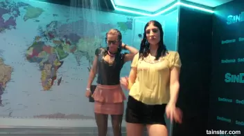 Sensual wet play with hot amateur babes Screencap 63 on sinx.preview.netperv.com