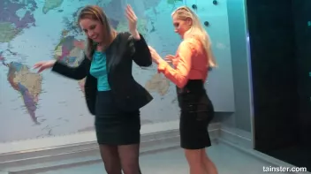 Sensual wet play with hot amateur babes Screencap 71 on sinx.preview.netperv.com